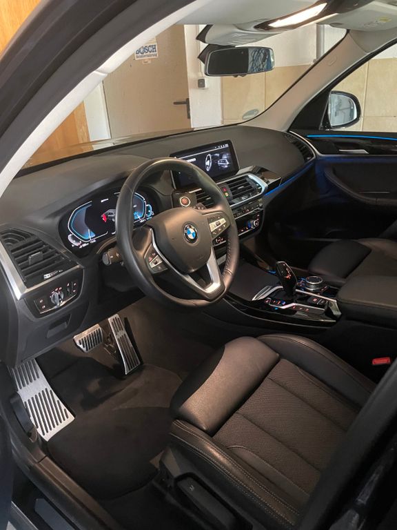 Image of BMW X3