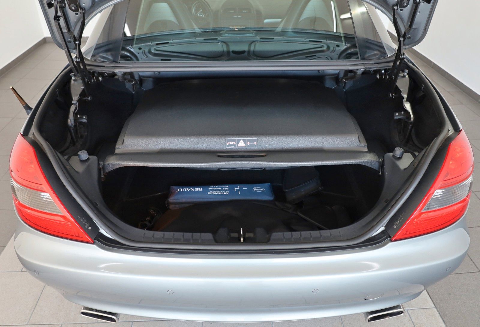 Fahrzeugabbildung Mercedes-Benz SLK 200 Kompressor Roadster Leder,Navi,Airscarf