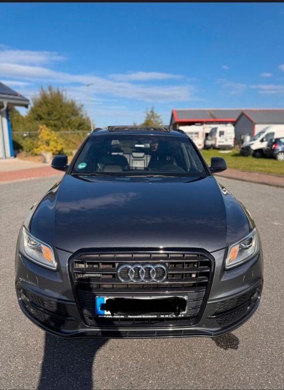 Image of Audi Q5