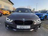 BMW Lim 330d  INDIVIDUAL XENON NAVI LEDER - BMW 330 mit Diesel-Antrieb