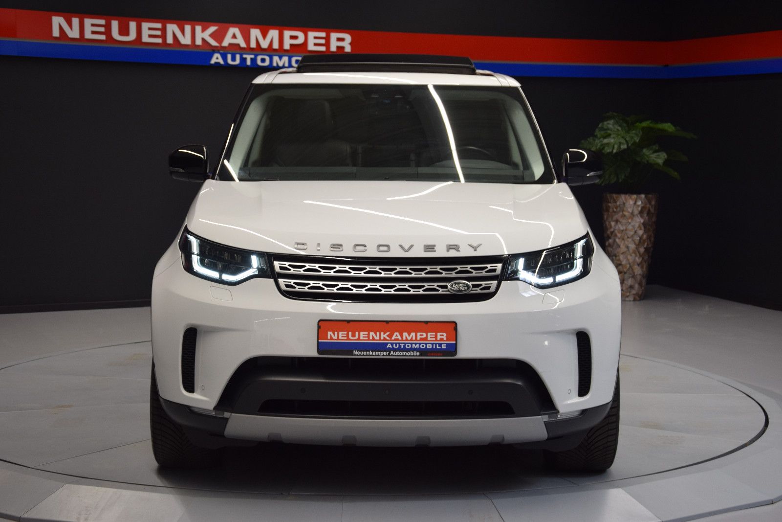 Fahrzeugabbildung Land Rover Discovery 5 HSE SDV6 Pano 7. Sitze Meridian 360°