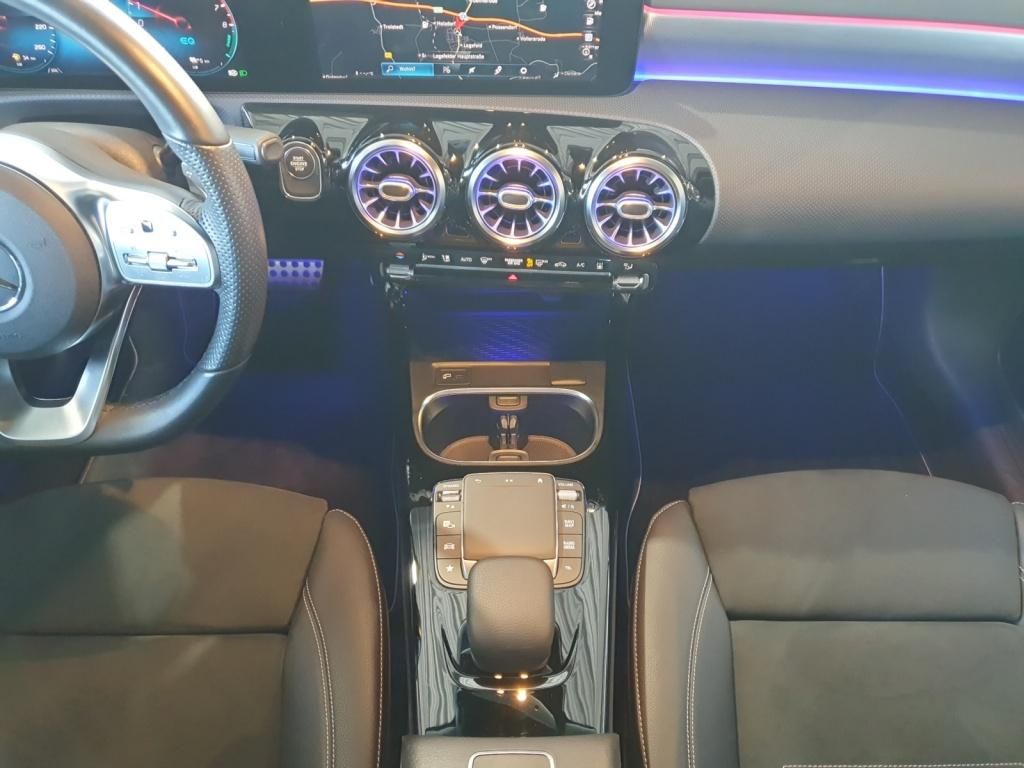 Fahrzeugabbildung Mercedes-Benz CLA 250 e Shooting Brake AMG Line*Night Paket