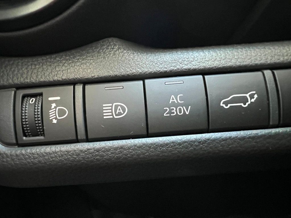 Fahrzeugabbildung Toyota C-HR 2.0 FWD Teamplayer Kamera,LED,Matrix,Navi