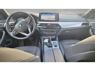 BMW 520 - 5