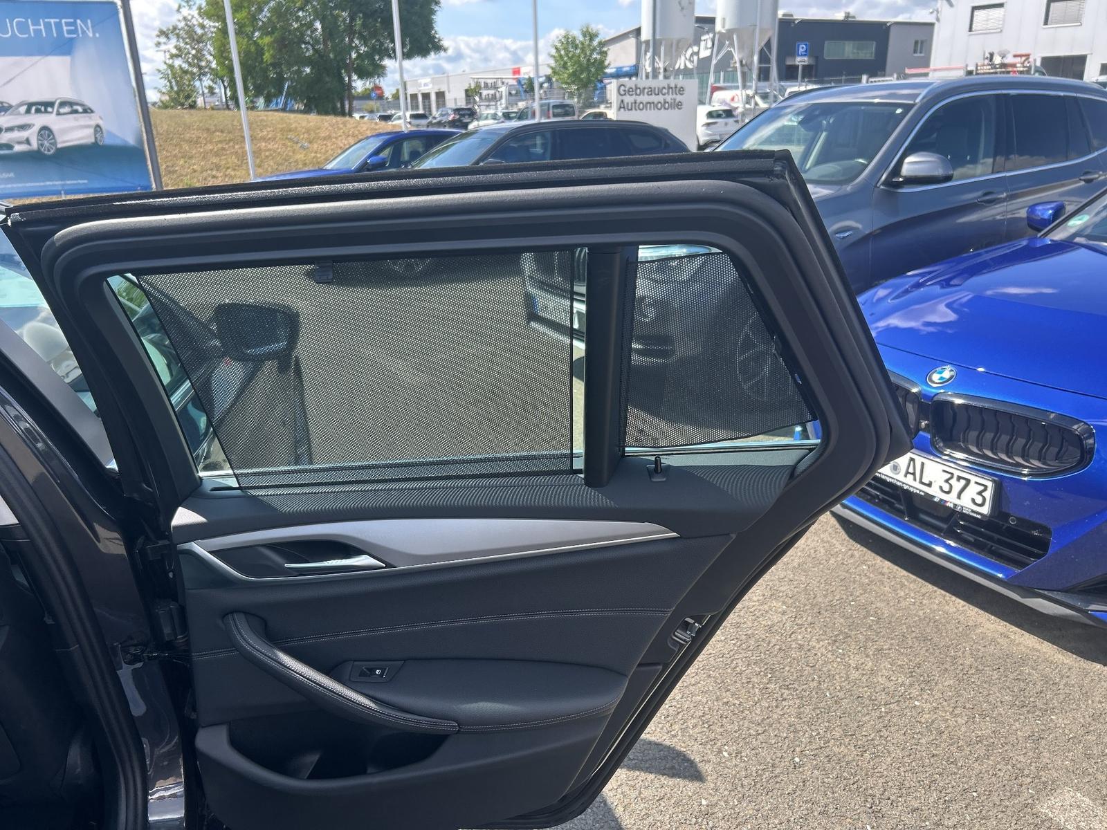 BMW 530e Tour LASER PANO Head-Up Komfortsitz Laserli
