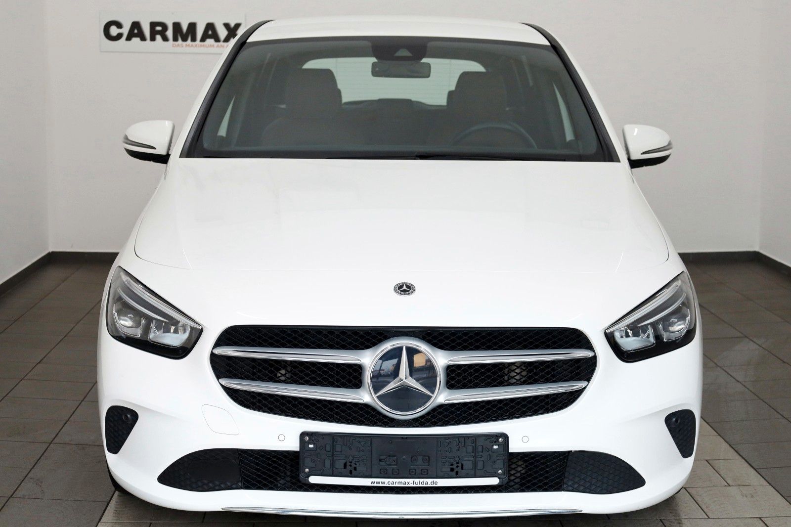 Fahrzeugabbildung Mercedes-Benz B 180d T.Leder,Navi,LED,SH,PDC,SR+WR