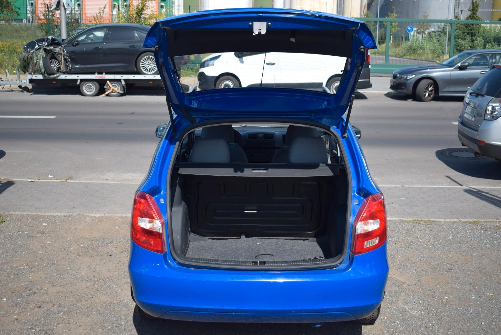 Skoda Fabia 2009 — photo 7