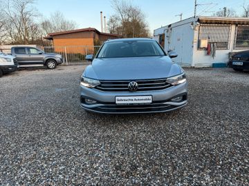 Volkswagen Passat Variant - 11