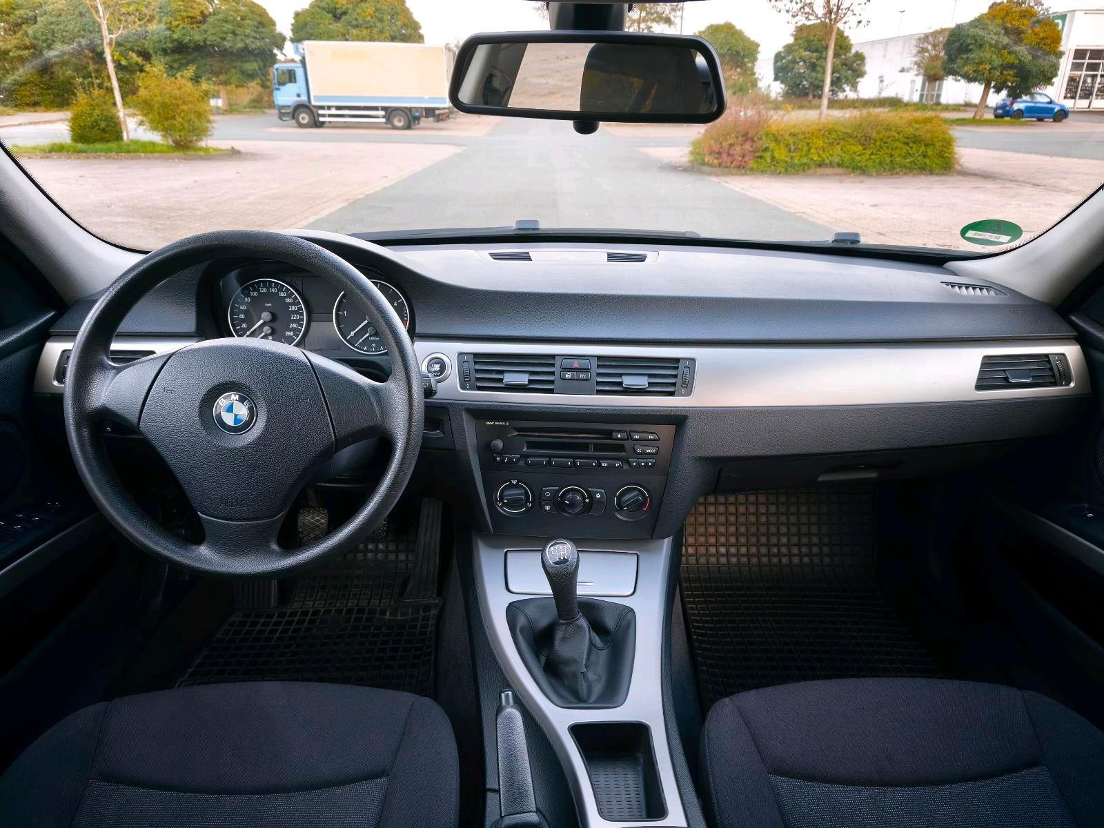 BMW 320 2006 — photo 10