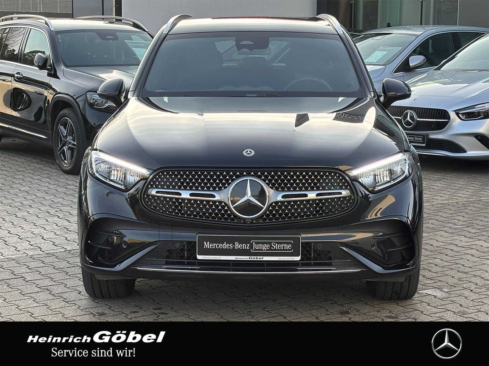 Fahrzeugabbildung Mercedes-Benz GLC 450 d 4M AMG*AHK*MEMORY*360°KAMERA*KEYLESS*