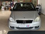 Mercedes-Benz A 170 CLASSIC*PDC*ALU*KLIMA*SZH*TÜV NEU! - Mercedes-Benz A 170 in Hannover
