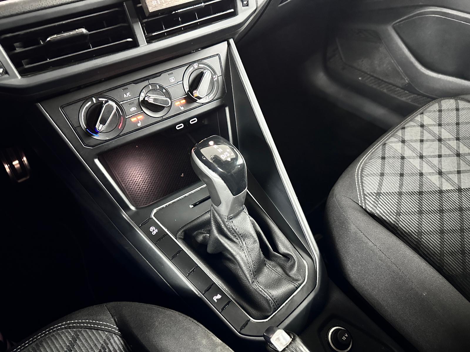 Volkswagen Taigo R-Line 1.0 TSI CARPLAY/NAVI/IQ.LIGHT, миниатюра 15