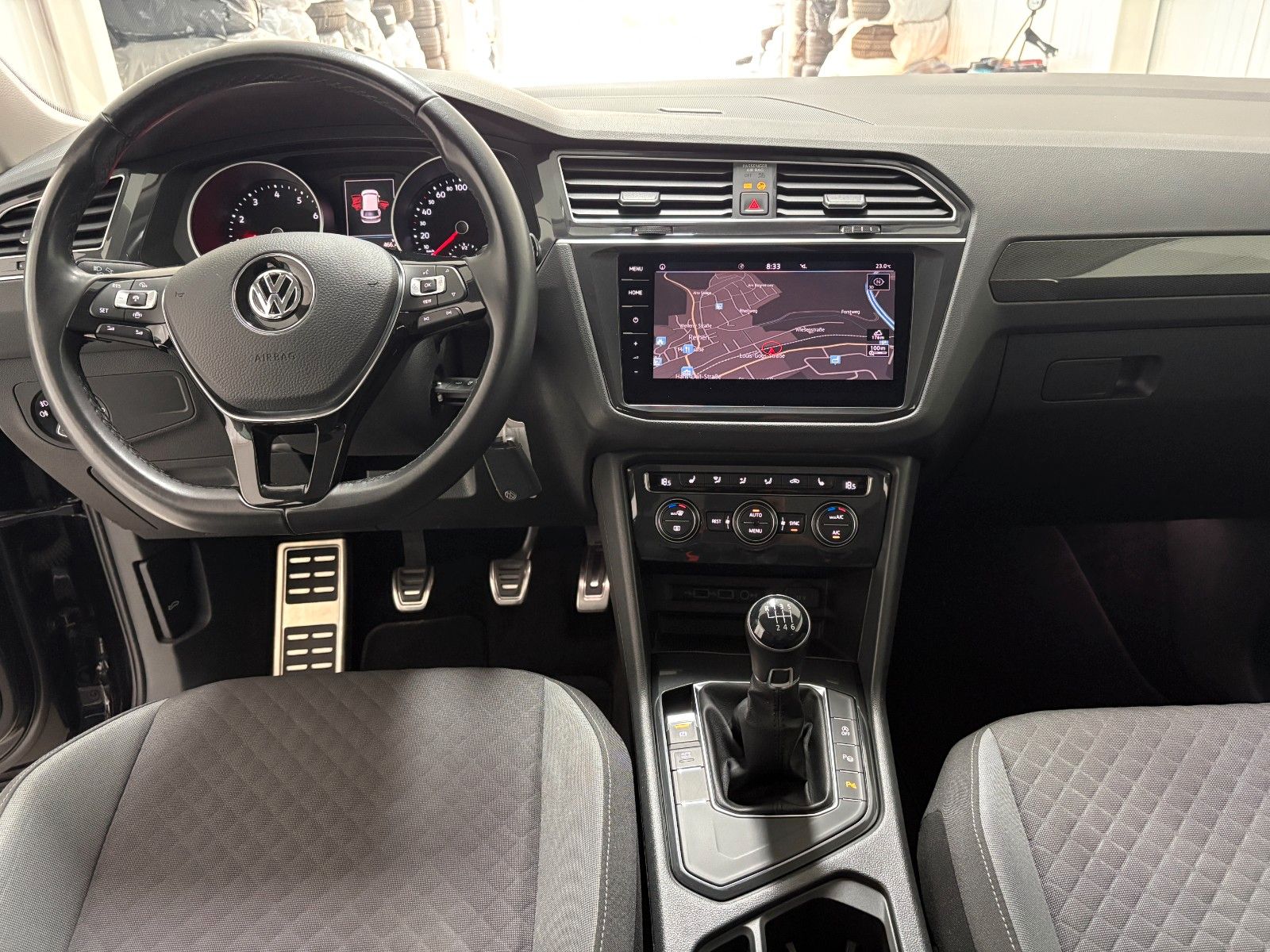 Volkswagen Tiguan Comfortline / United/Navi/ACC/AHK foto 9