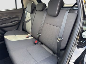 Fotografie 13 des Suzuki Swift 1.2 Dualjet Hybrid 61 kW Comfort+