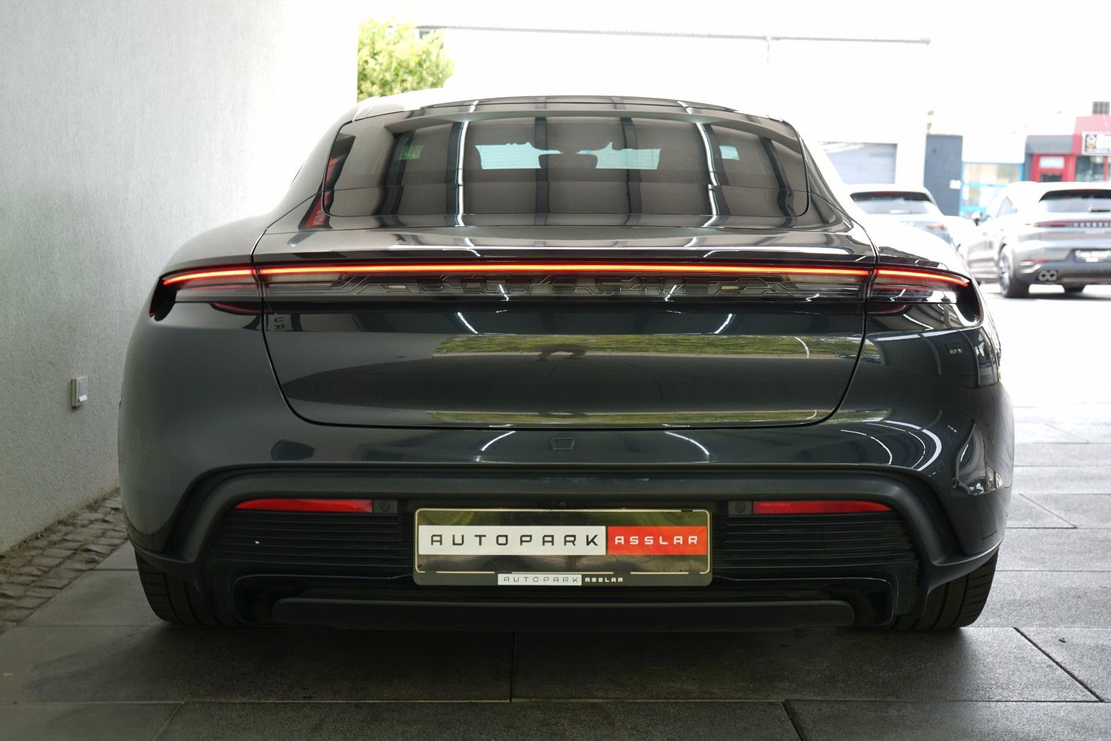 Porsche Taycan GTS/Pano/NightVision/HeadUp/Sitzklima/Mas imagem 3