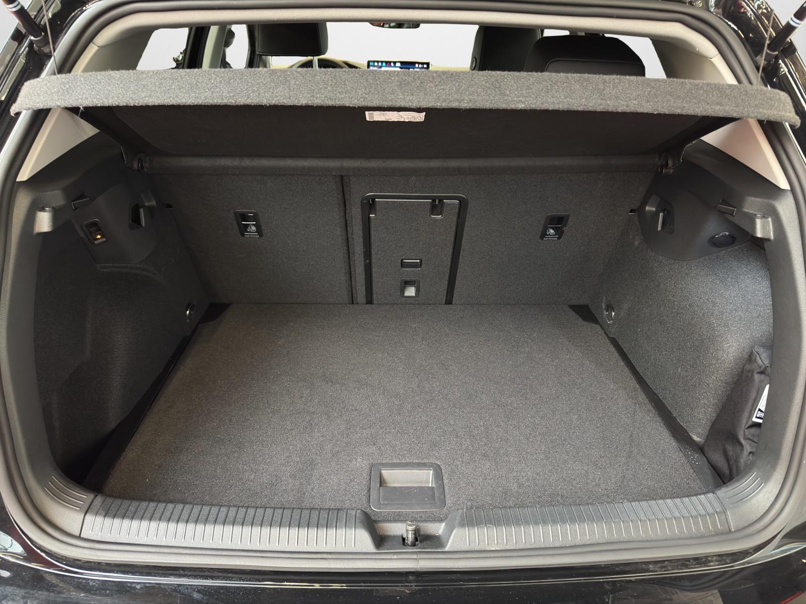 Volkswagen Golf 1.5 TSI Goal AHK Navi LED Kamera PDC LM Te, миниатюра 13
