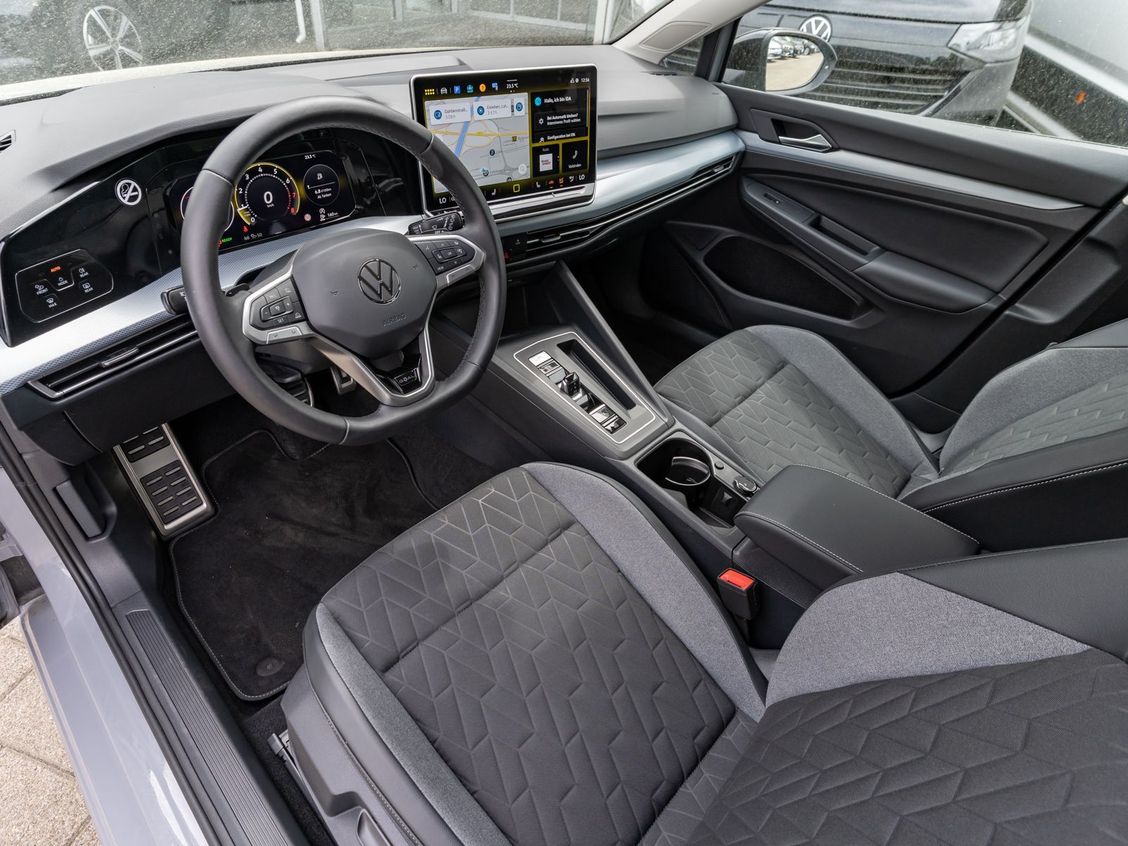 Volkswagen Golf - Bild 12