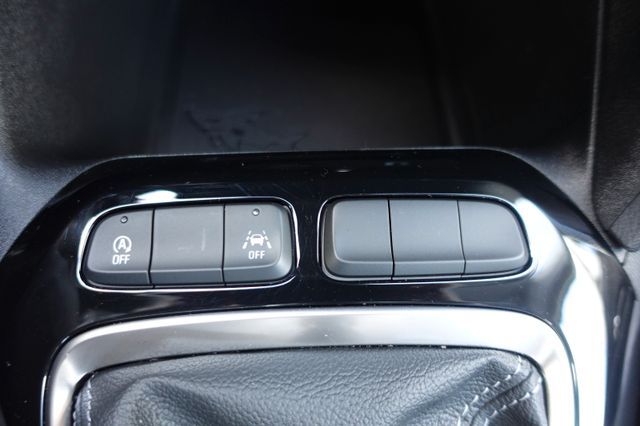 Fahrzeugabbildung Opel Corsa F 1.2 Turbo Edition LED,SHZ,PDC,Allwetter