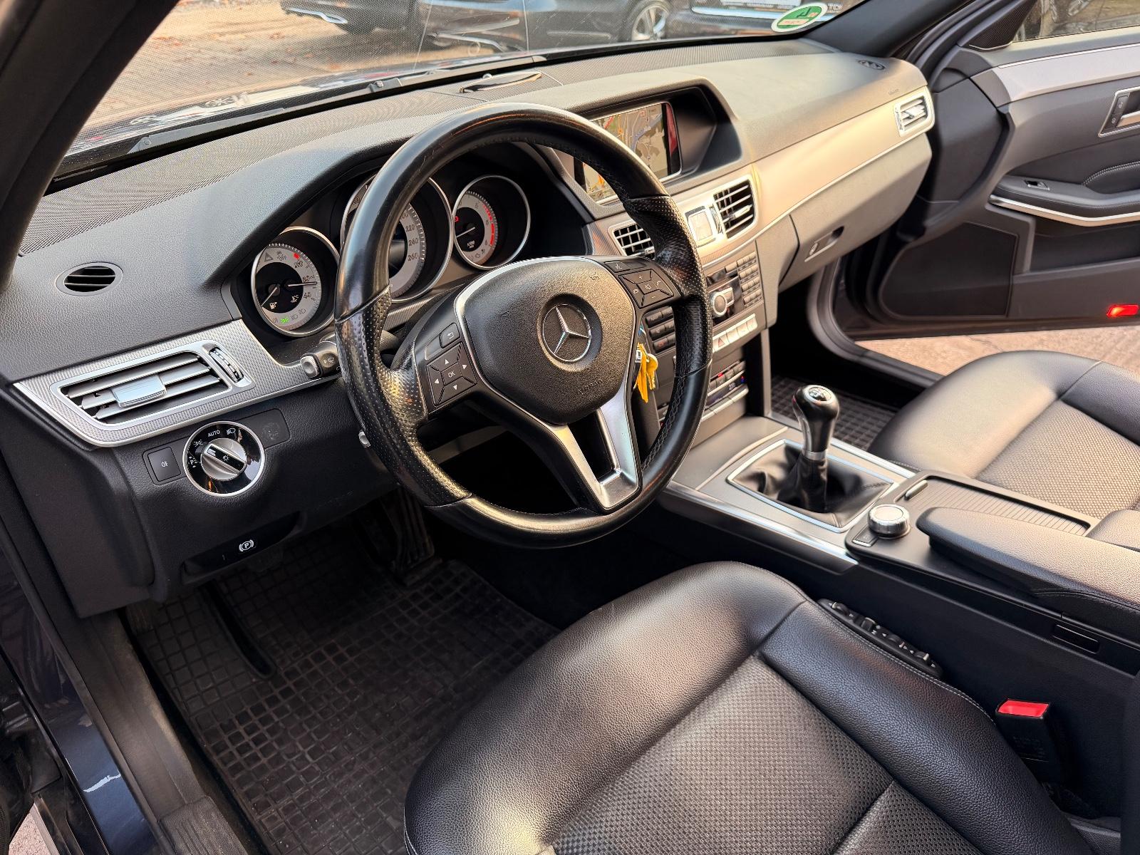 Mercedes-Benz E 220 CDI BlueEFFICNCY AVANTGARDE MANUELL 2.Hand