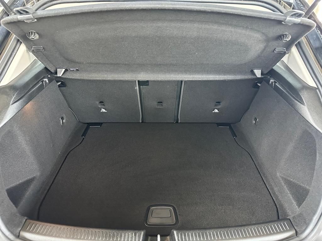 Fahrzeugabbildung Mercedes-Benz A 220 d Progressive Night Navi SDHZ KAM LED SHZ