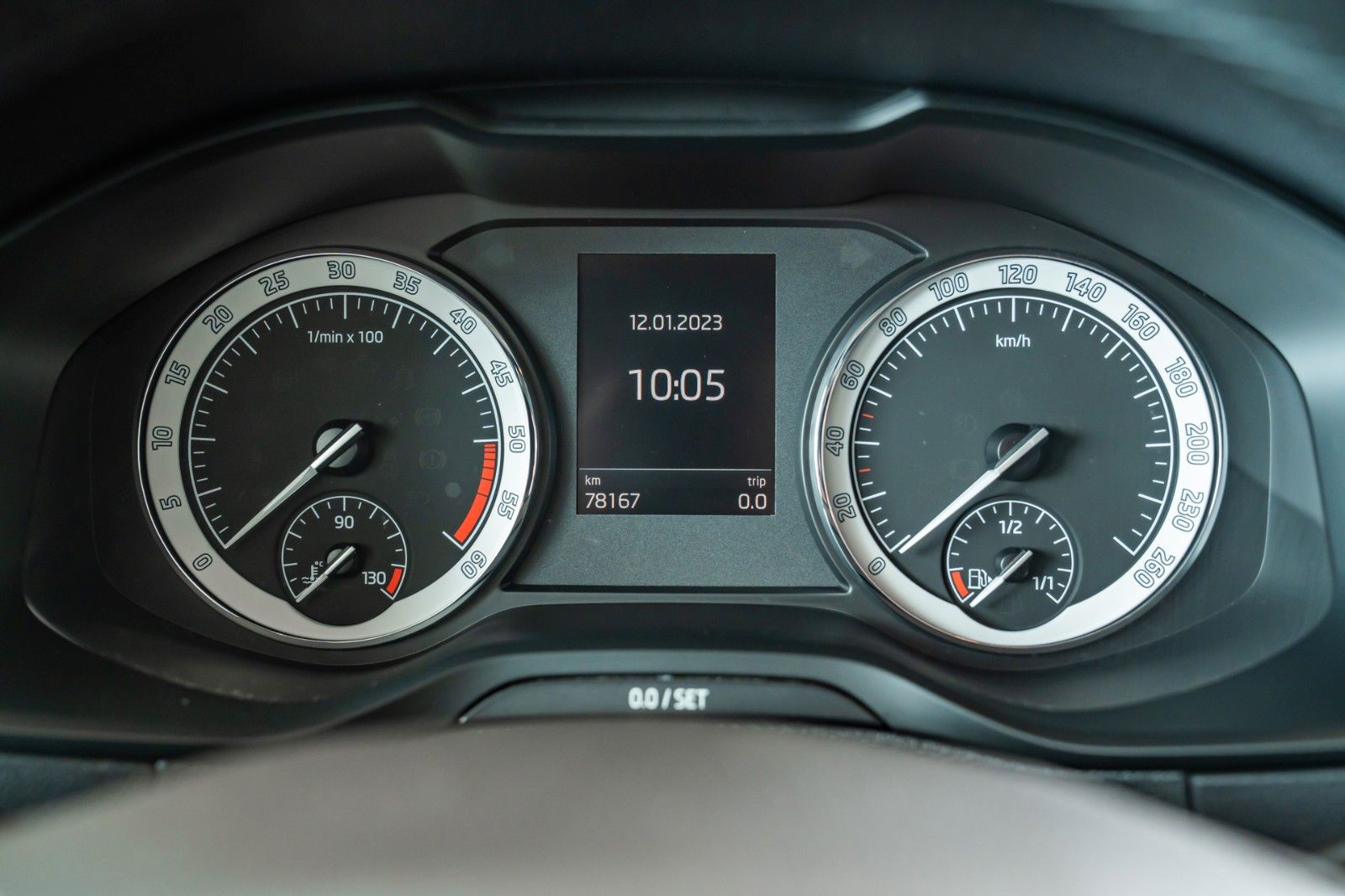 Fahrzeugabbildung SKODA Karoq Style 4x4 2.0 TDI