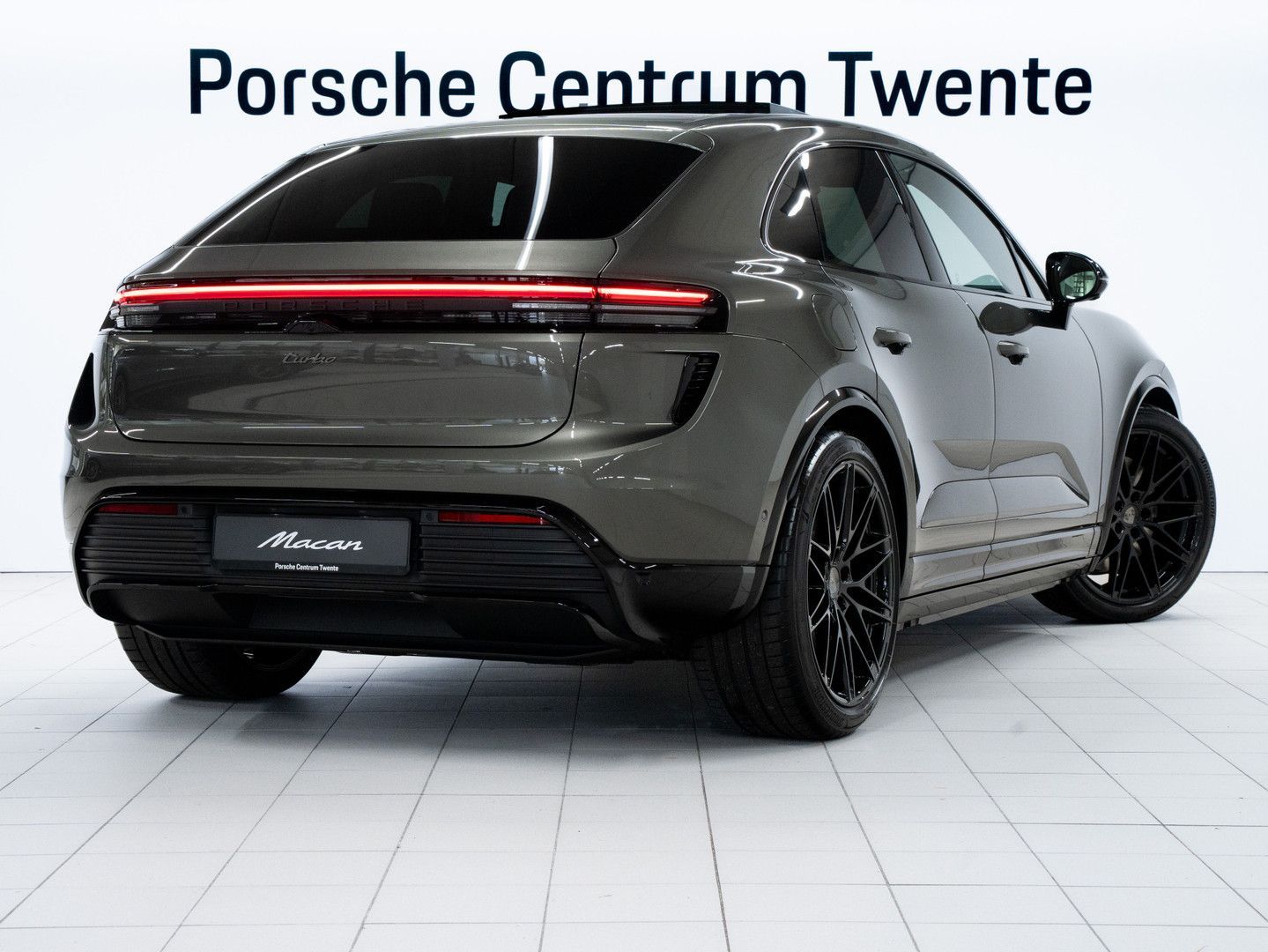 Porsche Macan Turbo imagem 3