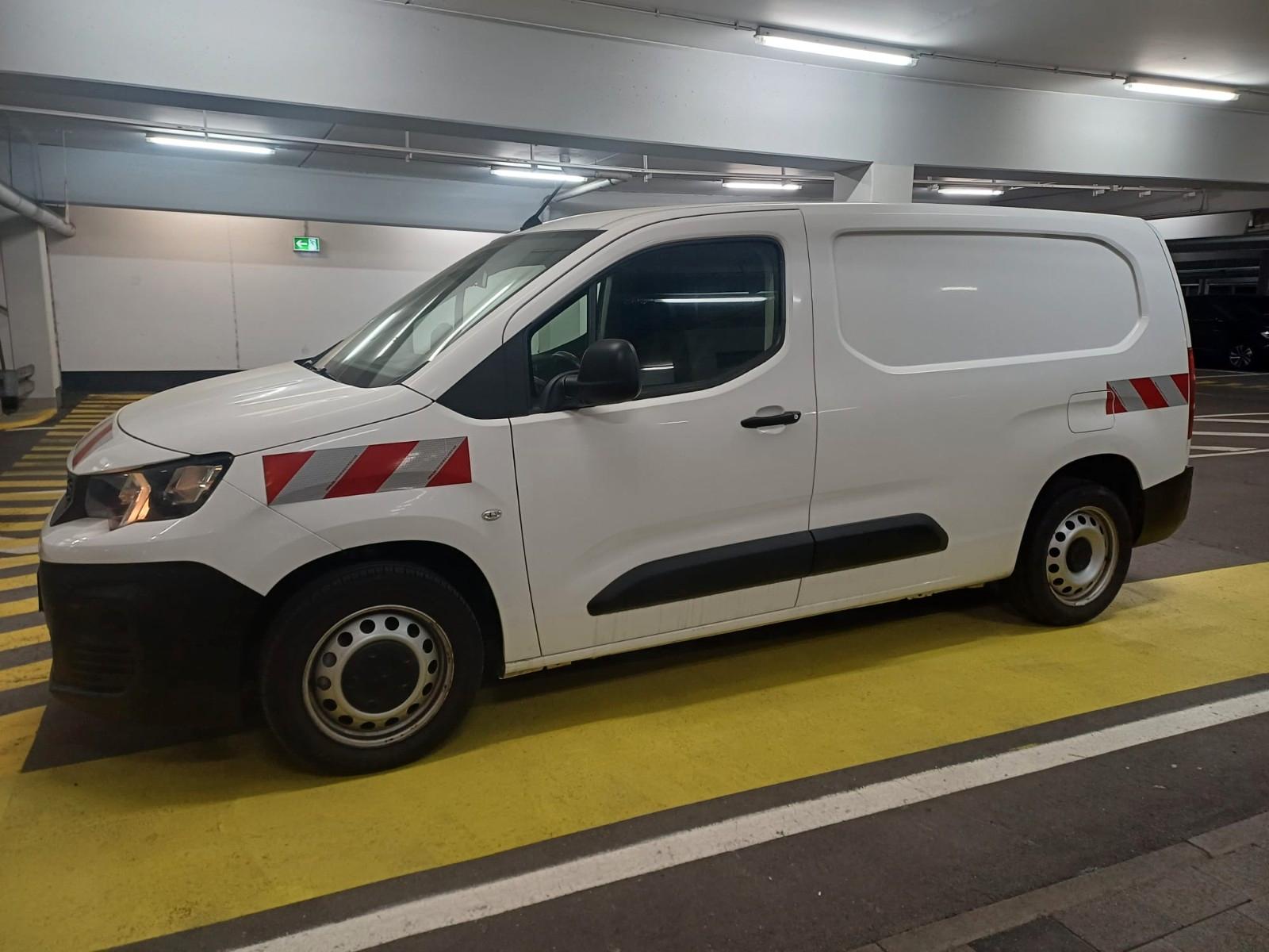 Peugeot Partner Premium L2,Schrank,StandHZG,Klima,PDC,Te