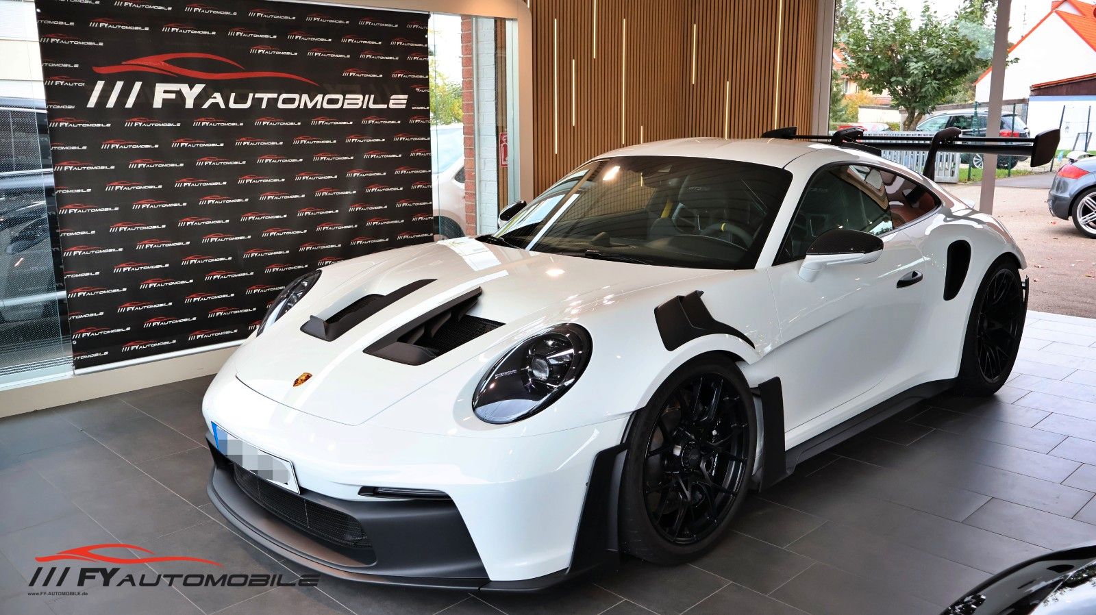 PORSCHE 992 - 911 GT3 RS Clubsport* Original Condition