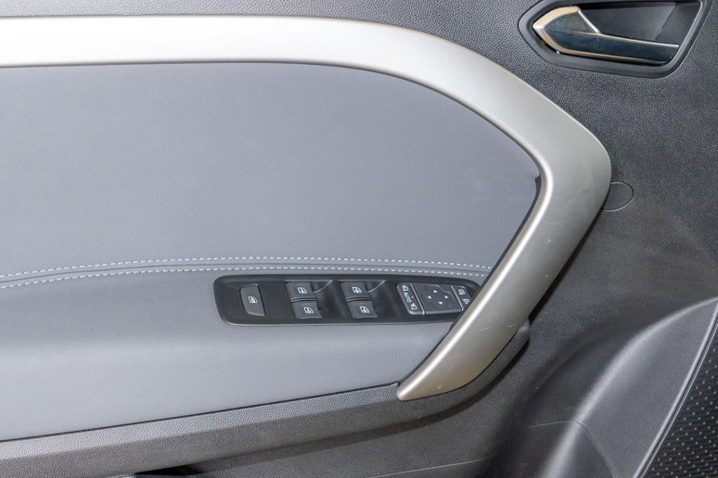 Mercedes-Benz T 180 *Edition Lang LED Nav AHK 7-Sitz