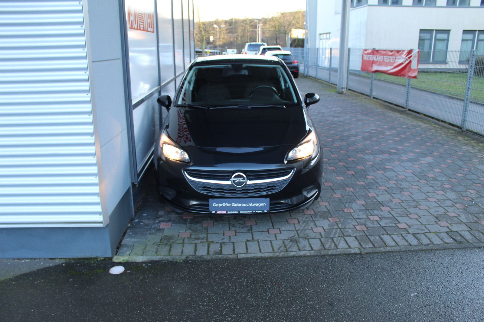 Fahrzeugabbildung Opel Corsa 1,4 E Edition ecoFlex, Standheizung