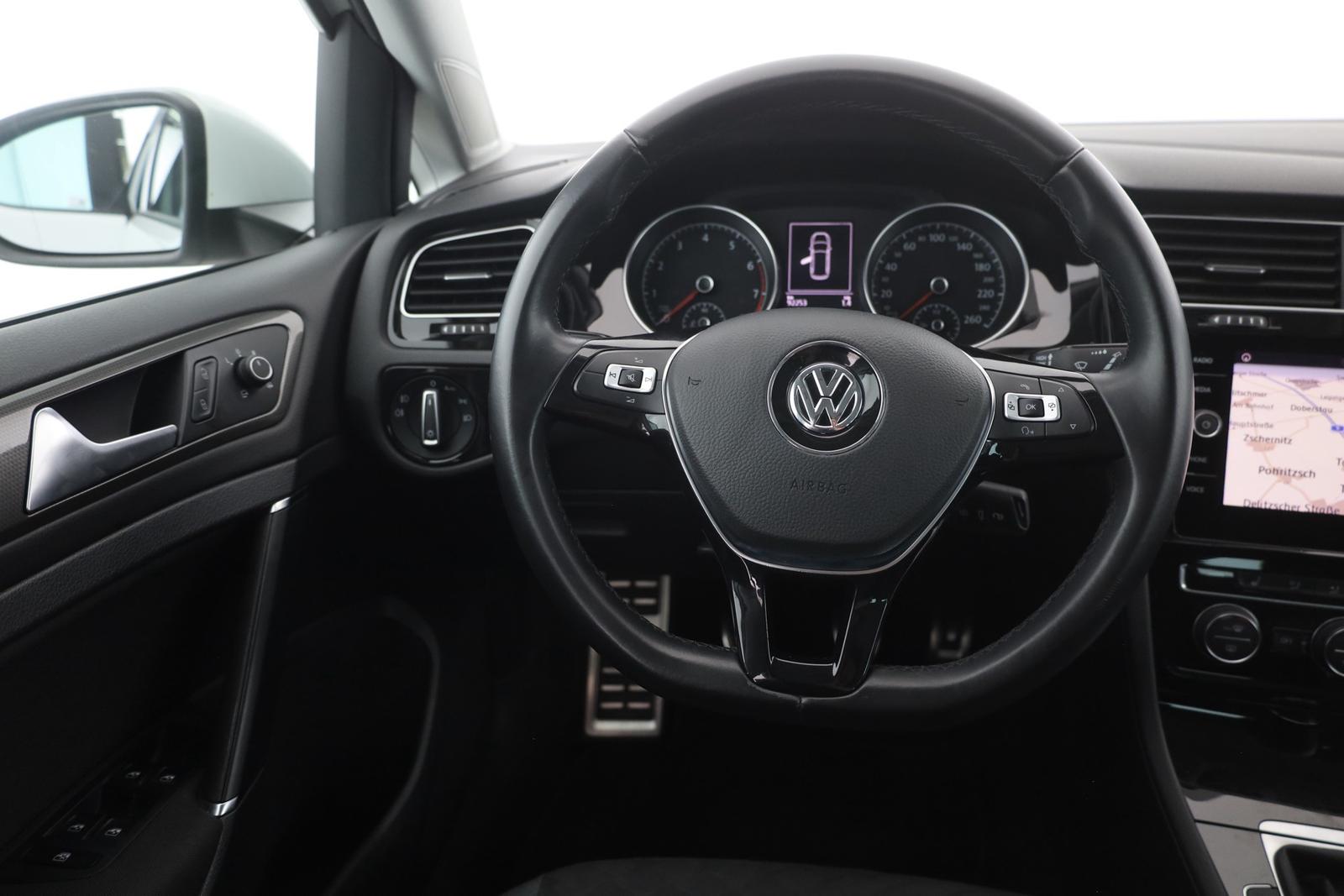 Volkswagen Golf VII Variant 1.0 TSI Navi Sitzheizung PDC