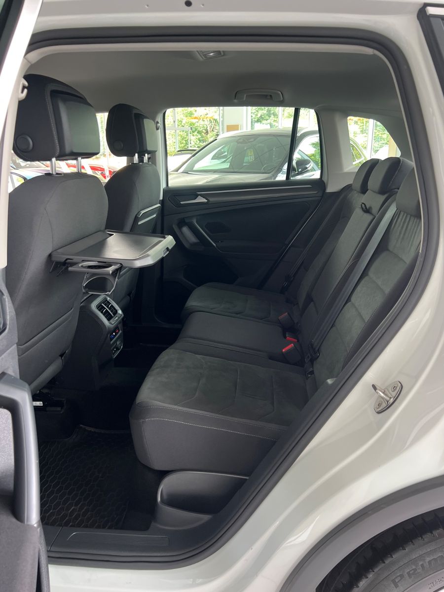 Fahrzeugabbildung Volkswagen Tiguan Comfortline 2.0TDI *DIGITALTACHO*LED*360°
