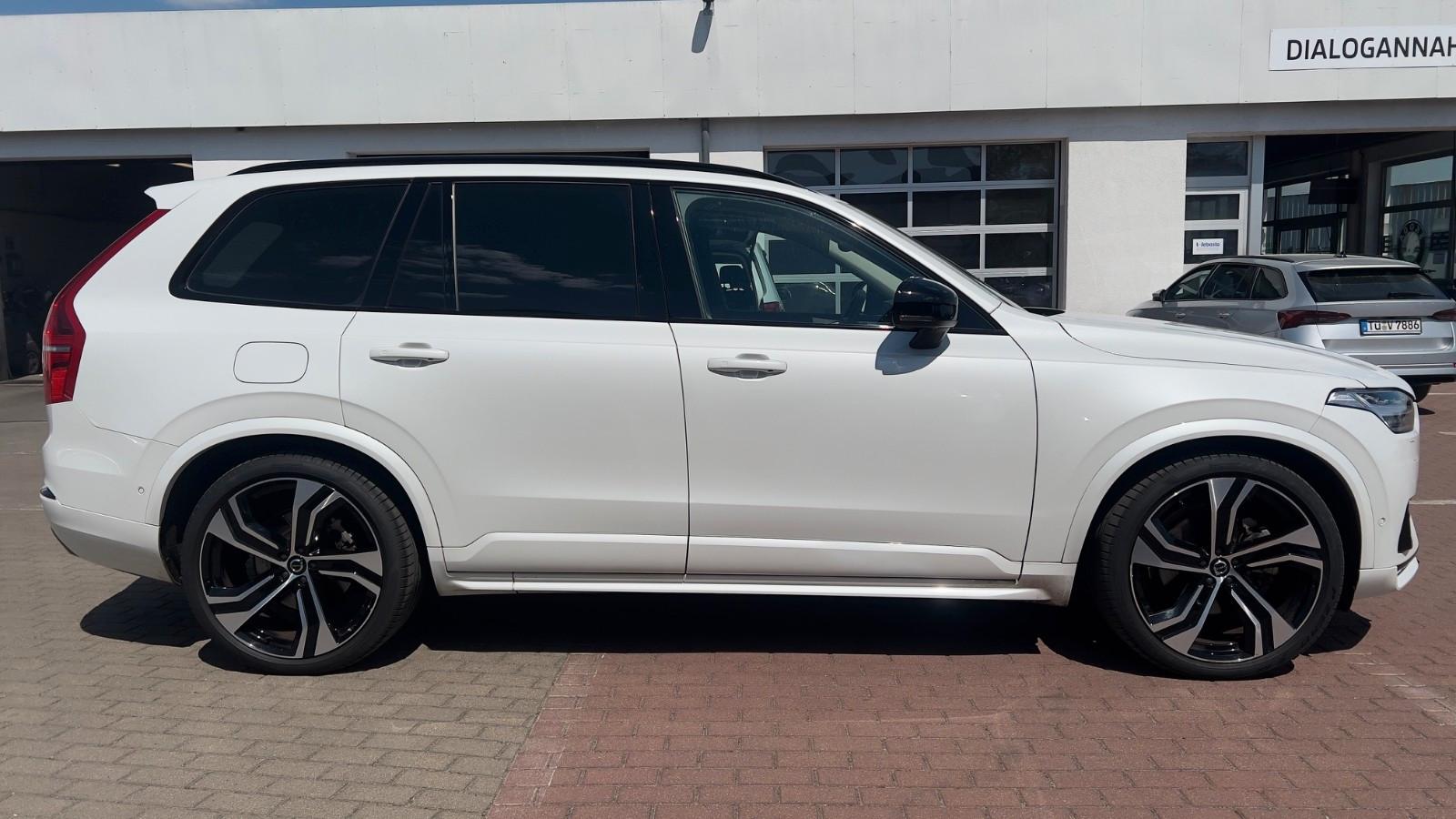 Volvo XC90 B5 D AWD Ultimate Dark*B&W*HUD*LUFT*AHK*ACC