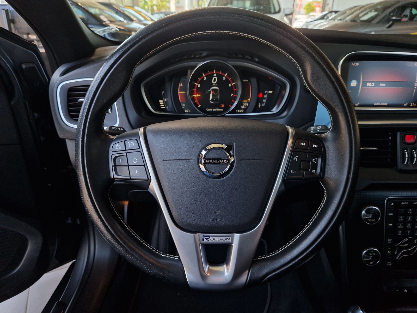 Fahrzeugabbildung Volvo V40 R-Design KLIMA LED NAVI ALU