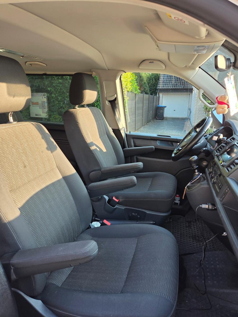 Volkswagen VW T6 Caravelle 2.0 Neuer Motor Comfortline LR 