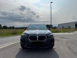 BMW X1 xDrive18d- Panorama /  HUD / Anhängerkupplung - BMW X1: Anhängerkupplung
