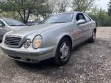 Mercedes-Benz CLK 320 Automatik ELEGANCE - Mercedes-Benz CLK-Klasse Gebrauchtwagen in Berlin