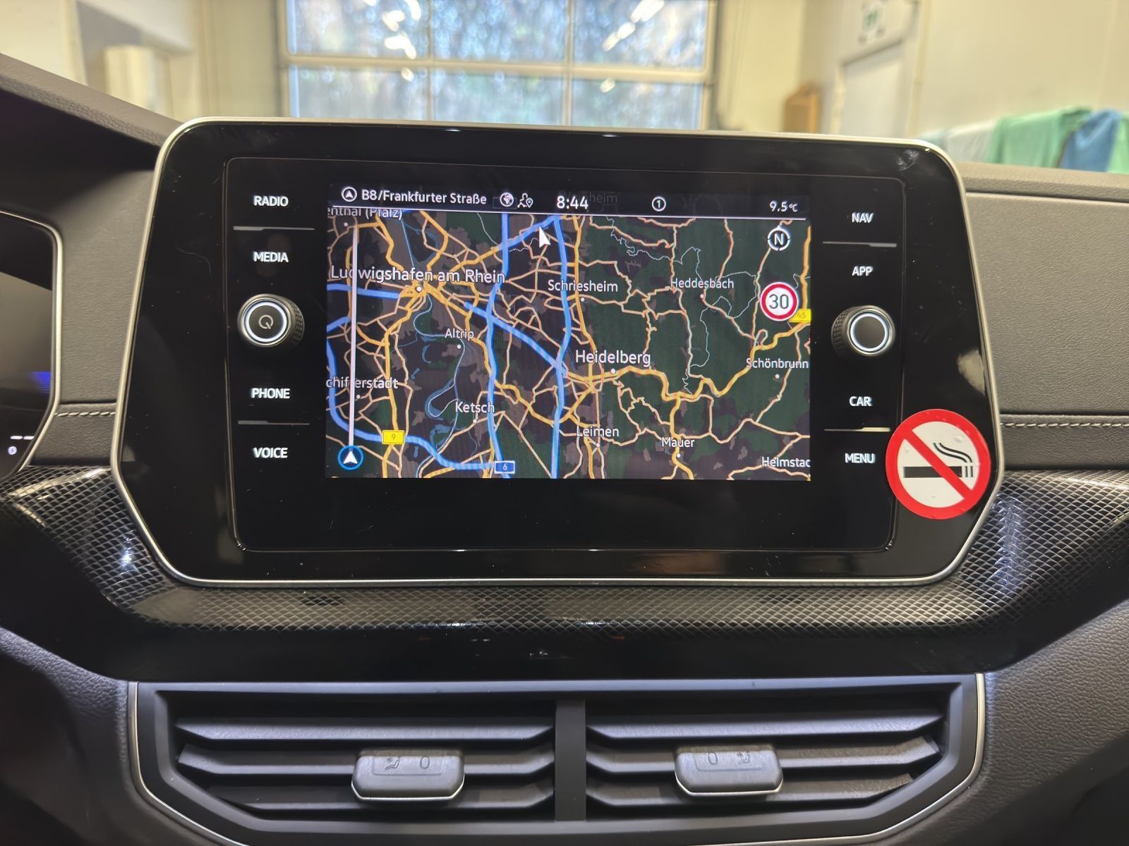 Volkswagen T-Cross - Bild 8