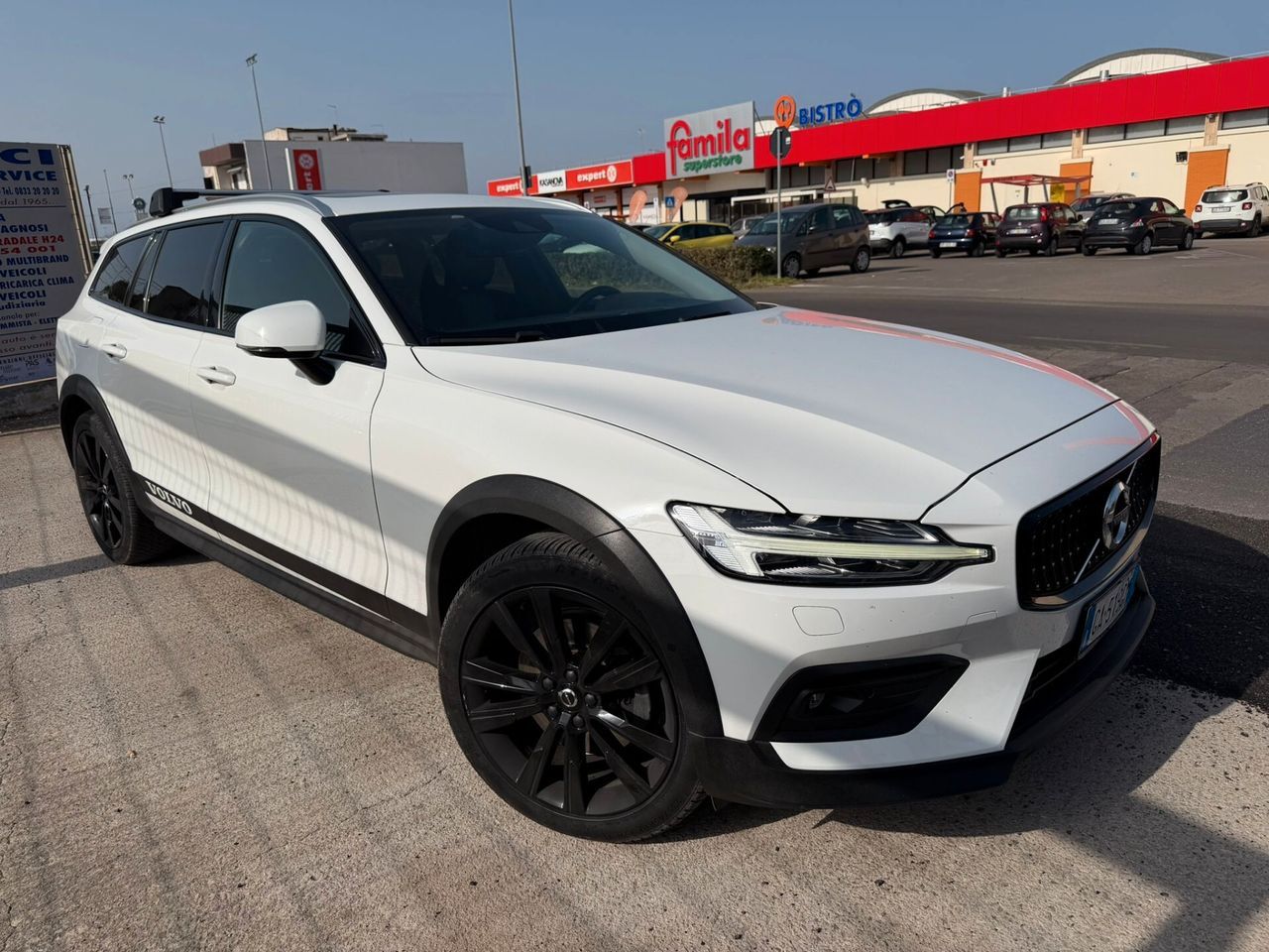 VOLVO V60 CC