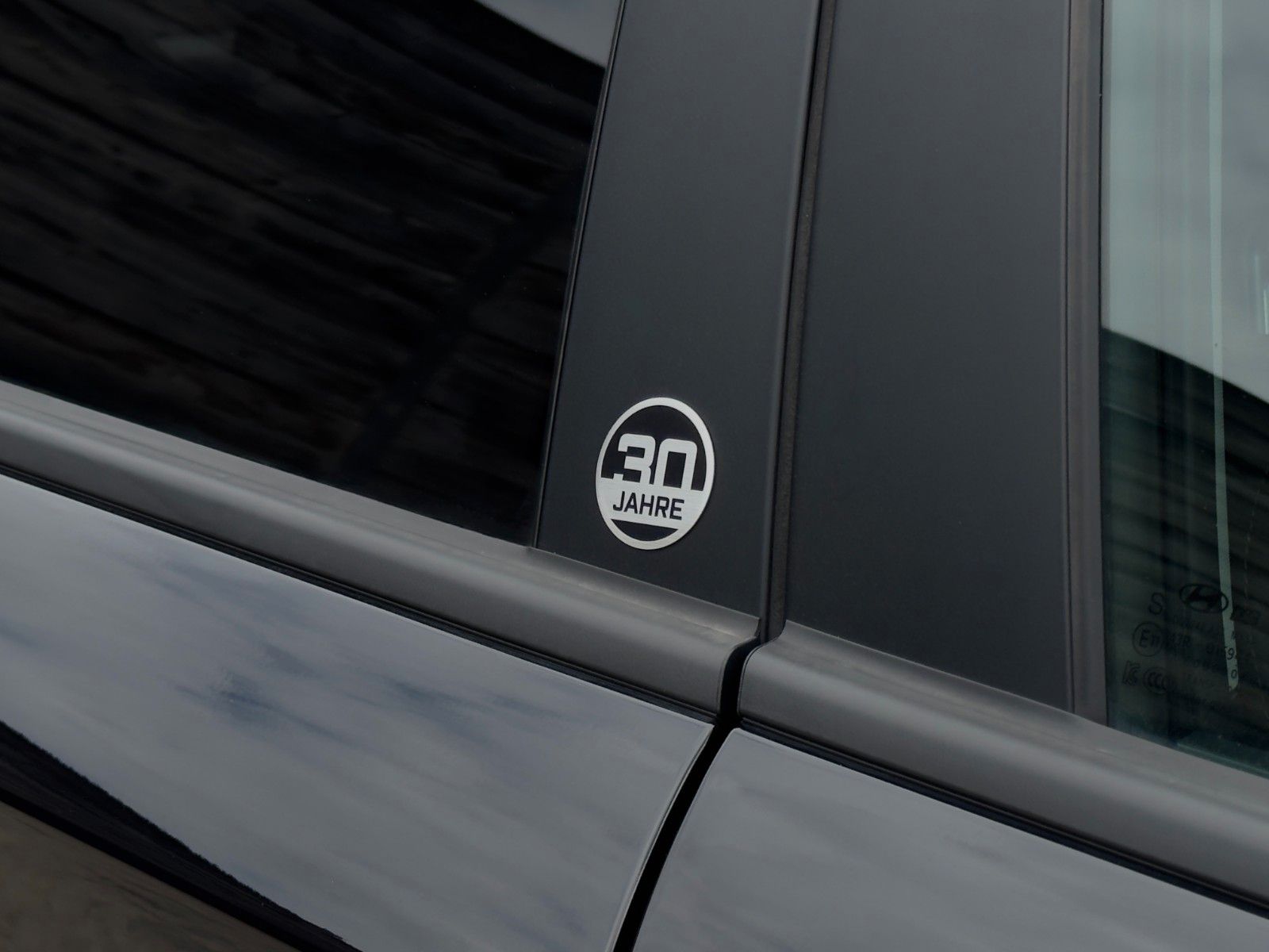 Fahrzeugabbildung Hyundai KONA E Edition 30+ PDC SHZ LHZ KRELL Temp CarPl.