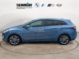 Hyundai i30 blue Kombi 1.6 CRDi Style + 1.HAND - Hyundai i30 in Hamm