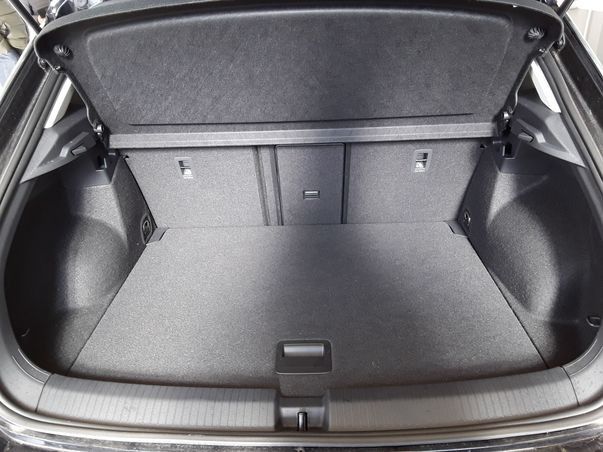 T-Roc 1.0 TSI LIFE LED+NAVI+ALU+APP+PDC+SITZHZG+