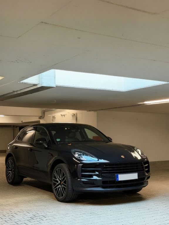 Image of Porsche Macan