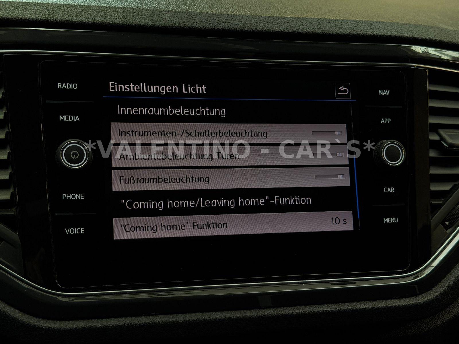 Volkswagen T-Roc Sport 4M/Standh/Pano/AHK/Virtu/Assis/Beats