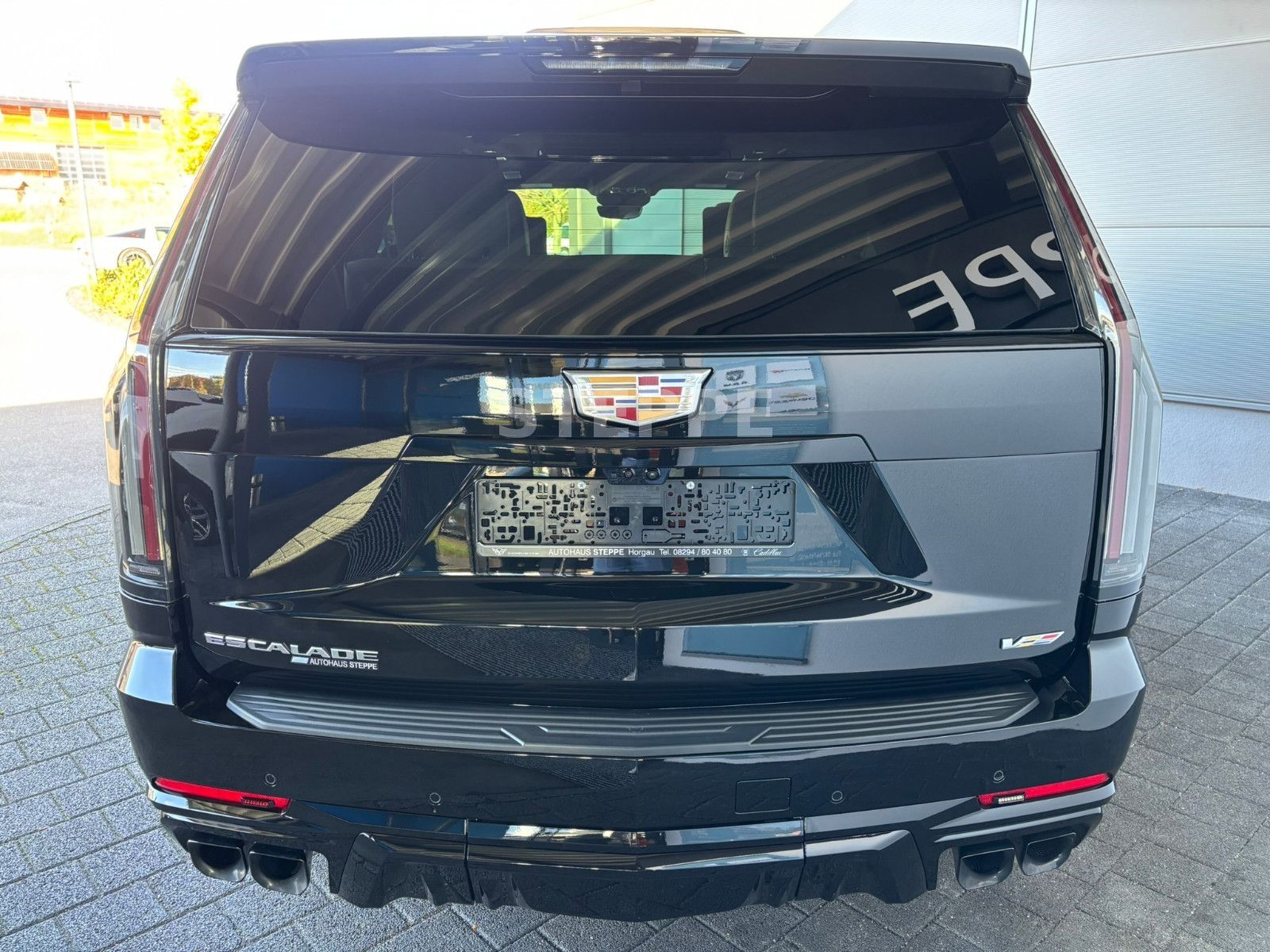 Cadillac Escalade MY26 V-Series 6.2 V8 Supercharged AWD