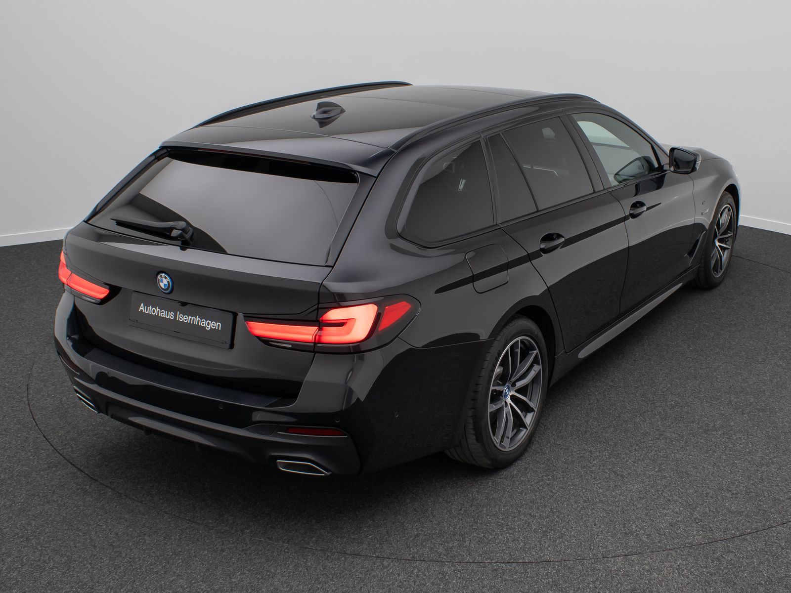 Fahrzeugabbildung BMW 520e M Sport DAB Kamera Alarm Leder Panorama 18"