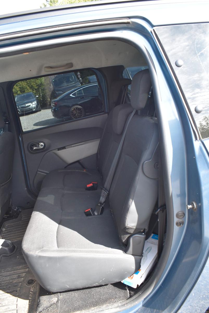Dacia Lodgy 2015 — photo 16