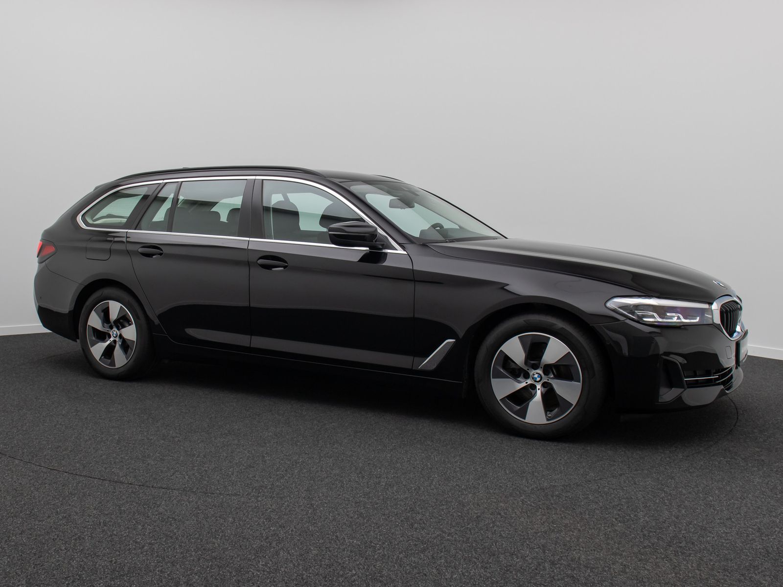 Fahrzeugabbildung BMW 520d Alarm DAB Kamera 4xKlima Parkas Leder Sport
