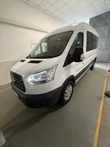 Ford Transit 9-Sitzer Klima vorne + hinten + Rollstuh