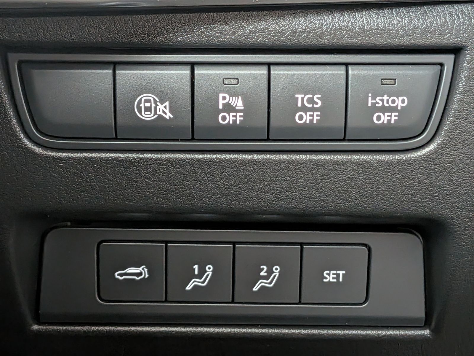 Fahrzeugabbildung Mazda CX-60  e-SKYACTIV-D254 HOMURA+ AWD Pano HUD Bose